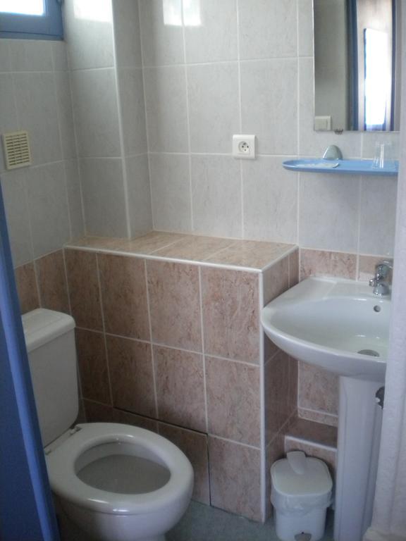 Hotel L'Acropole Nissan-lez-Enserune Номер фото